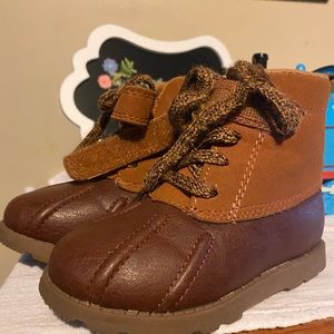 Boys Carters boots 8T